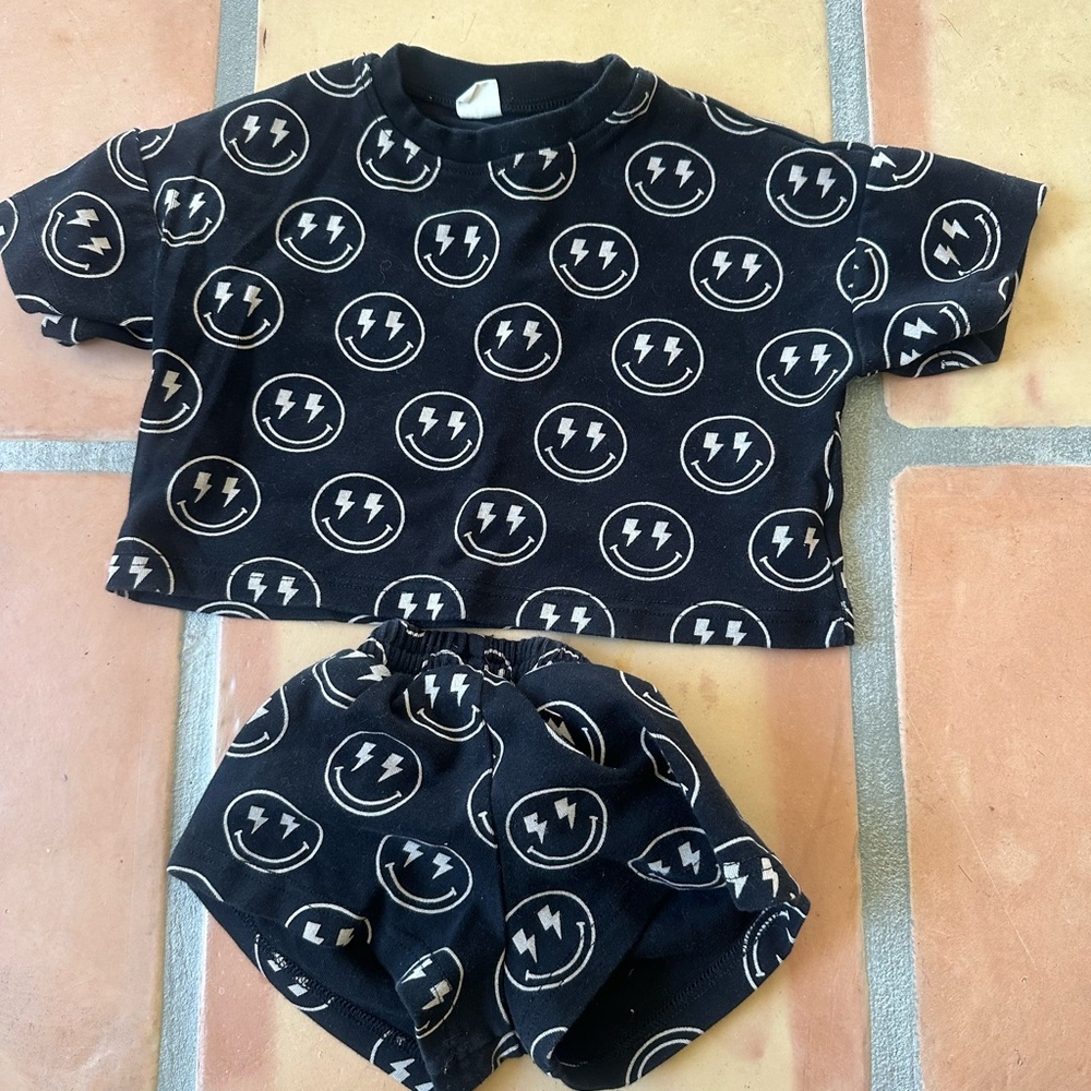 Lucky Panda Black Graphic Top and Shorts Set 6-9 months